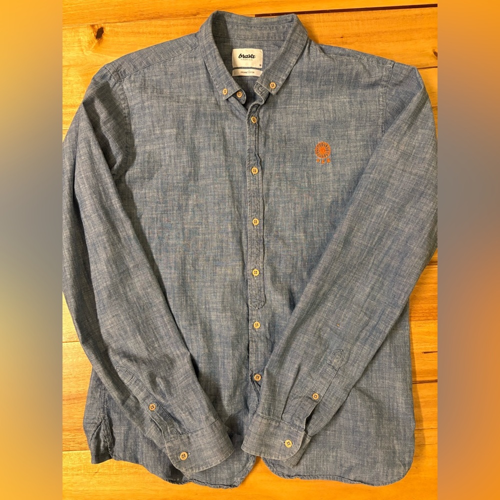 Brava Fabrics Blue Button-Up Shirt
